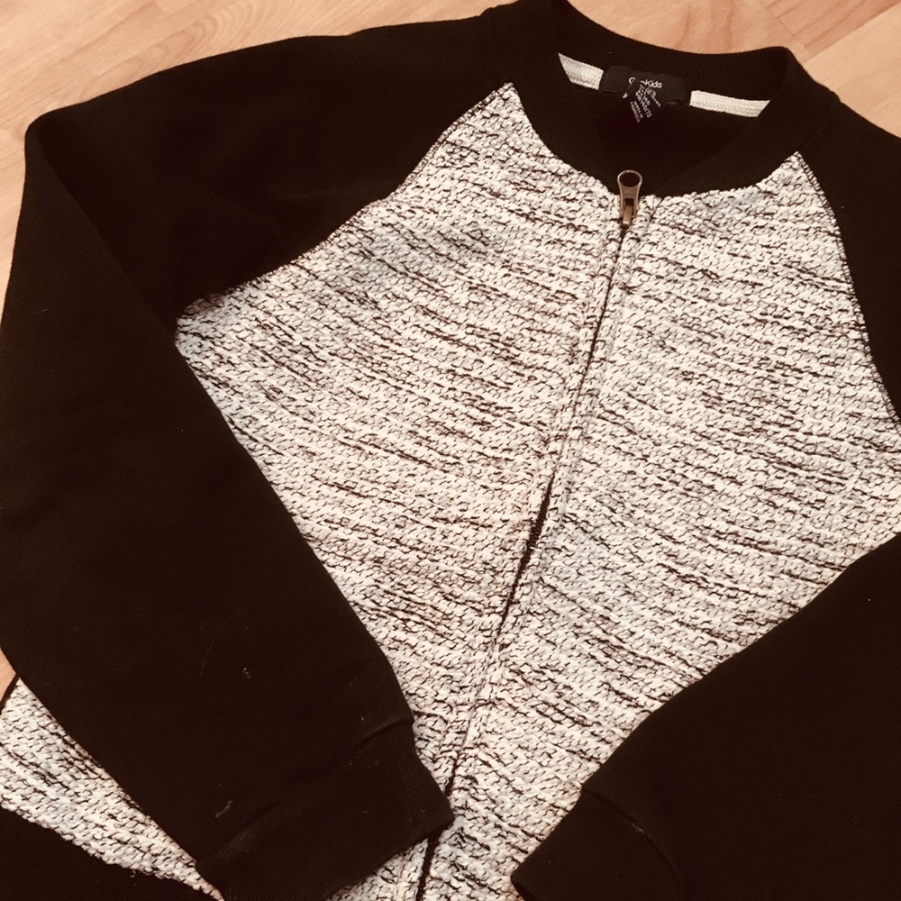 Gap kids black jacket.